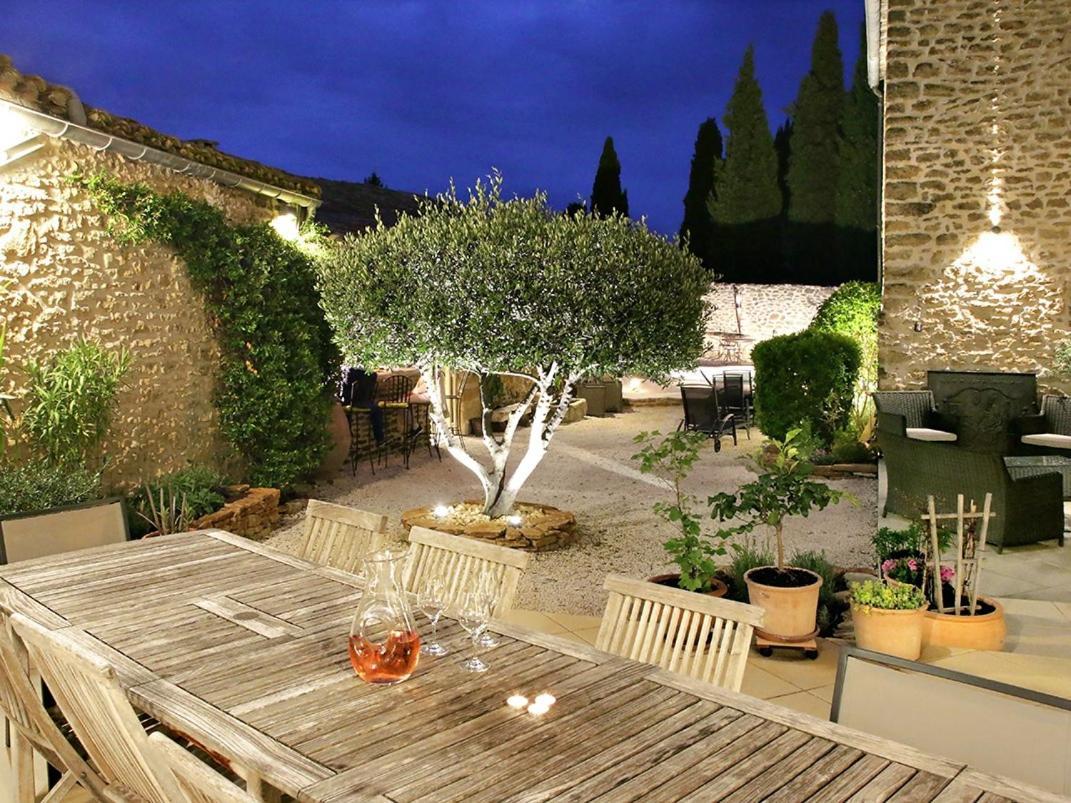 Le Clos De La Tuiliere Grignan Exterior photo